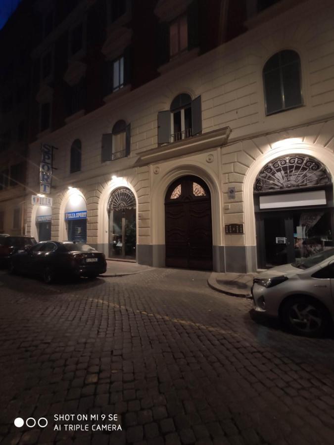 Double B Ferruccio I Bed & Breakfast โรม ภายนอก รูปภาพ